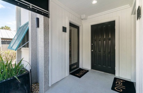 Atlantic Beach Apartment | 1 Block from AB Town Center: The Coquina House 1