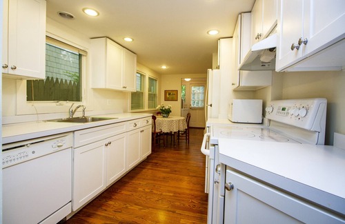 Village of Southampton House | 1 Block From Southampton Village