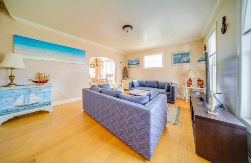 Ashtabula House | 1 Block to Bridge Street Lake Erie Vacation Home!