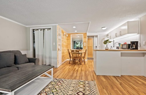 Thornton Condo | 1-BR Condo Near Welch-Dickey and Waterville Valley