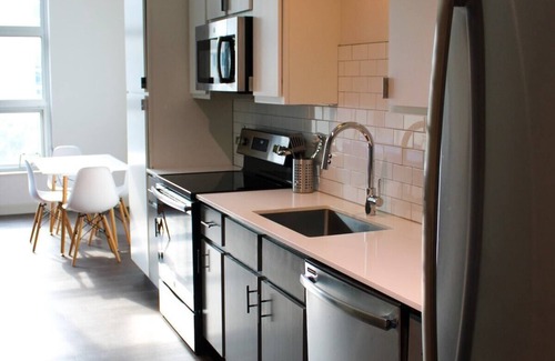 Central West End Apartment | 1 BR Loft Near Central West End, Walk to BJC
