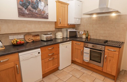 Milton Cottage | 1 CHERITON ROW, family friendly, character holiday cottage in Tenby
