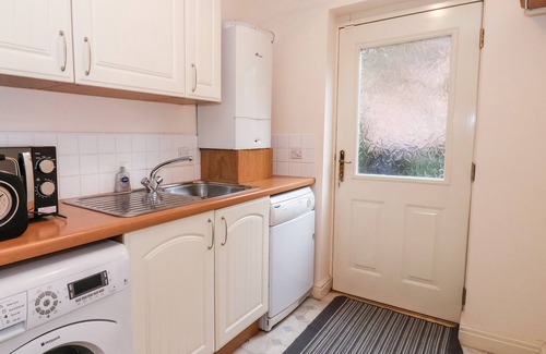 Beverley House | 1 COCKERILL FOLD, pet friendly, with a garden in Beverley