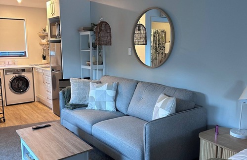 Glenorchy Apartment | #1 Glenorchy Alpine Deluxe Suite (Modernised)