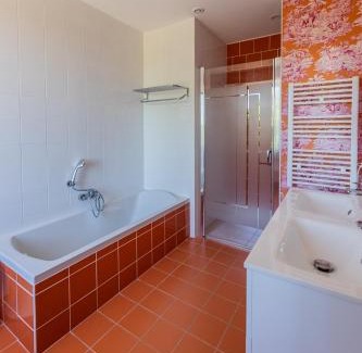 Domme Bed & Breakfast | 1 logis à Domme - Piscine & SPA
