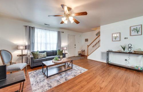 Issue House | 1 Mi to Colonial Beach Boardwalk! Cozy Family Home