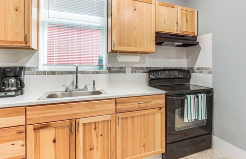 Cumberland Apartment | 1 Mi to Dtwn Cumberland: Historic Apt w/Patio!