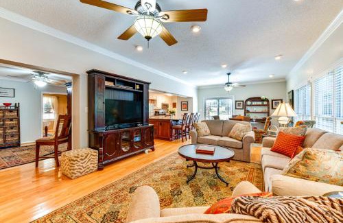 Hudson House | 1 Mi to Dtwn Home with Fire Pit and Deck in Hudson!
