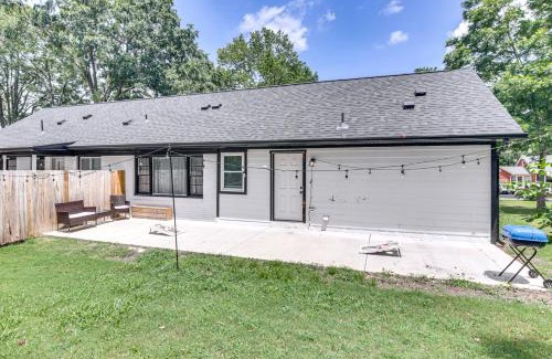 Monroe Apartment | 1 Mi to Dtwn Monroe Family-Friendly Duplex!