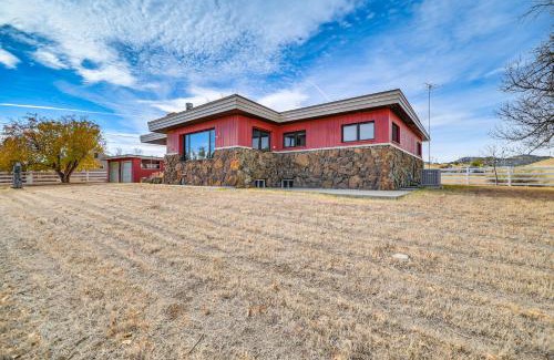 Thermopolis House | 1 Mi to Hot Springs State Park Rustic Wyoming Gem