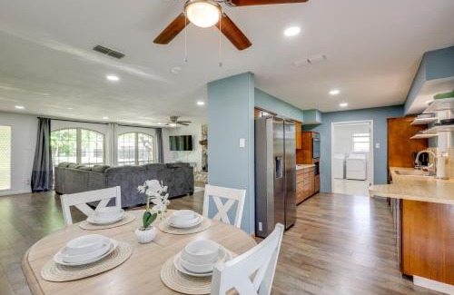 Morgan House | 1 Mi to Lake Whitney Morgan Home with Deck!