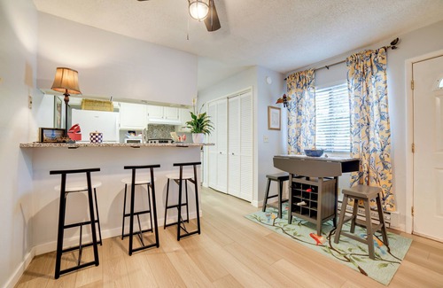 Reno/Tahoe Airport House | 1 Mi to Reno-Sparks: Home in Family-Friendly Area!