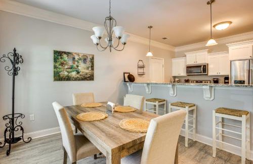 Darien House | 1 Mi to Riverfront Darien Family Home