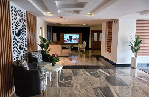Orozo Apartment | 1 Oak Apartments Guzape