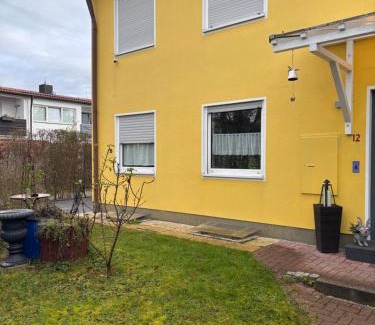 Munchen District House | 1 Privatzimmer möbliert gut ausgestattet und gute Anbindung Bus Bahn