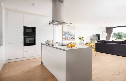 St Abbs Apartment | 1 The Bay - Stunning contemporary flat on the Scottish East coast