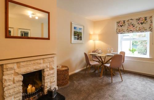 Pool-in-Wharfedale House | 1 The Old Chapel