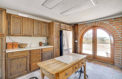 Florence House | 10-Acre Desert Oasis w/Expansive Patio in Tucson!