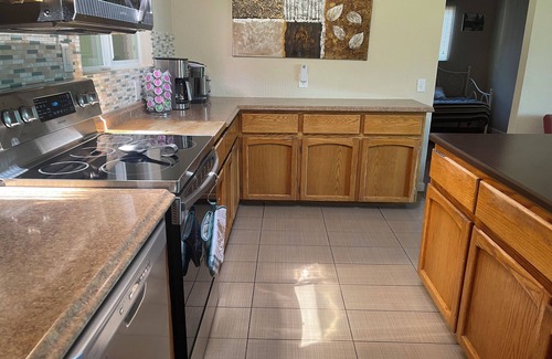 Lakeport House | 10% discount for weekly stays! Fisherman’s house on Clear Lake with dock