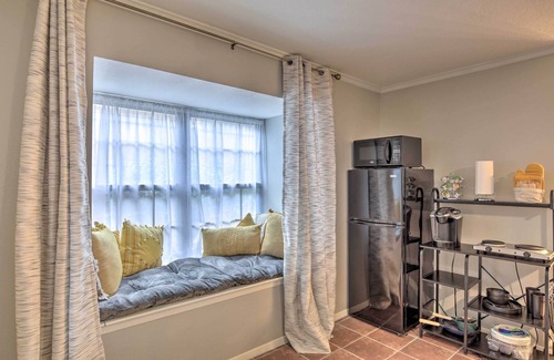 North Dallas Apartment | ~ 10 Mi to Downtown: Quiet Dallas Studio
