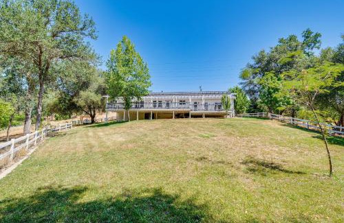 Placerville House | 10 Mi to Folsom Lake Tranquil Family Getaway