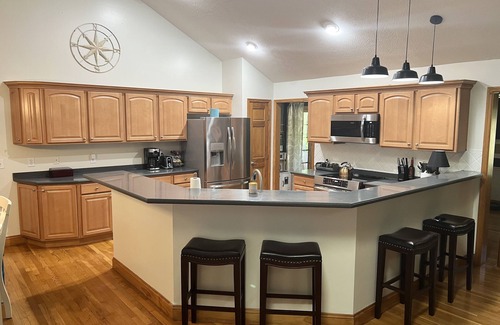 Sayler Park House | 10 miles to Perfect North Ski Slopes! Sleeps 7+ air mattresses- up to 10