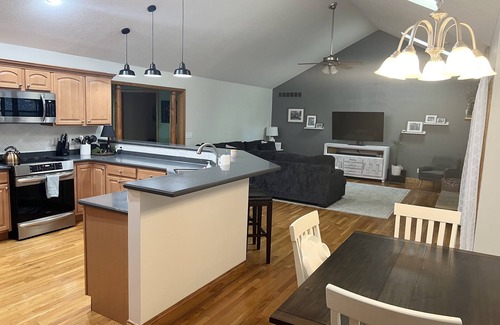 Sayler Park House | 10 miles to Perfect North Ski Slopes! Sleeps 7+ air mattresses- up to 10