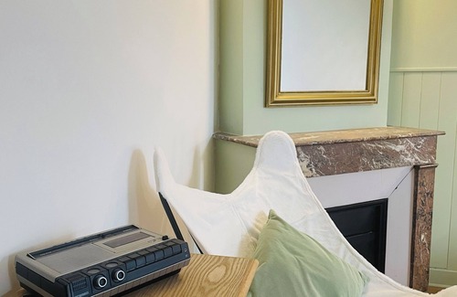 Poincare - Foch - Anatole France - Croix de Bourgogne Apartment | 10-minute walk from the spa and train station, comfortable apartment.