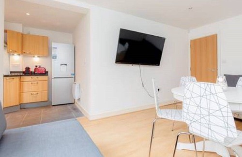 Shadwell House | 10 minutes from Tower Bridge!