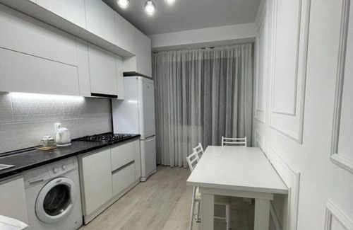 Bishkek Apartment | 10 minutes to the Osh Bazaar, Bishkek Park shopping center, Faiza cafe, etc.