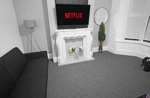 Hull House | 10%OFF|7NightStay|Business|Parking|WiFi|Sleeps8