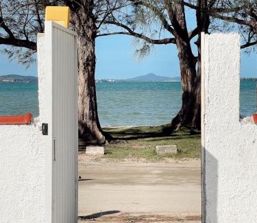 Praia Seca House | 10 Passos da Lagoa