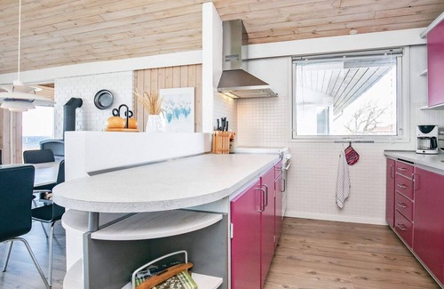 Hvalpsund House | 10 person holiday home in Farsø-By Traum