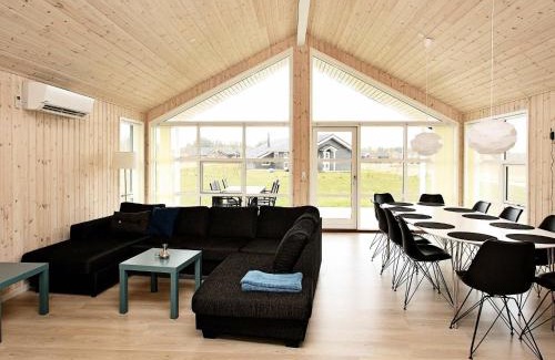 Nørre Lyngby House | 10 person holiday home in Løkken-By Traum