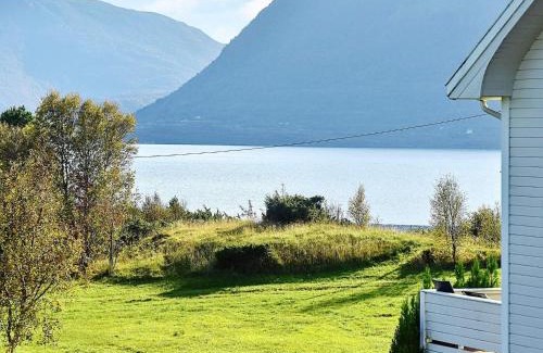 Midsund Municipality House | 10 person holiday home in MIDSUND