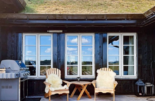 Nes House | 10 person holiday home in NESBYEN