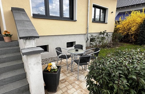 Illingen Apartment | 100 m² Apartment ∙ 2 bedrooms ∙ 5 guests