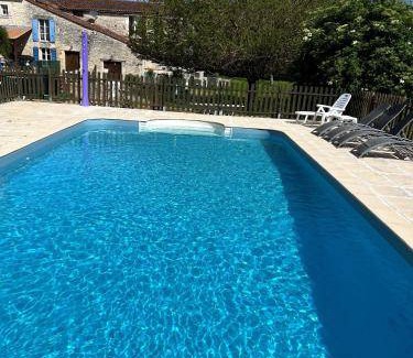 Saint-Fraigne Bed & Breakfast | 100 m² Bed and breakfast ∙ 3 bedrooms ∙ 6 guests