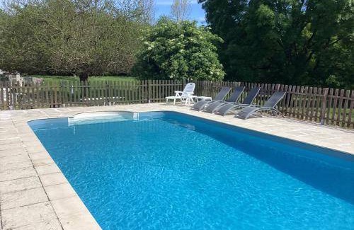 Saint-Fraigne Bed & Breakfast | 100 m² Bed and breakfast ∙ 3 bedrooms ∙ 6 guests