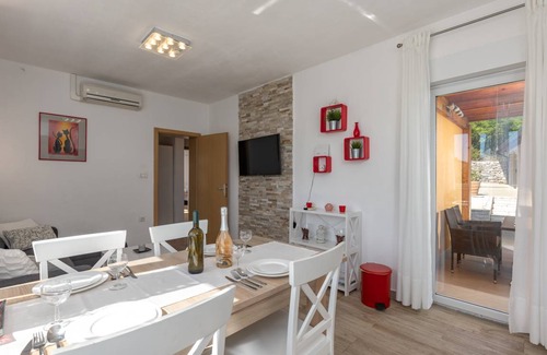 Labin House | 100 m² House ∙ 2 bedrooms ∙ 6 guests