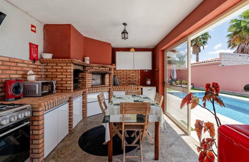 Felgueiras Villa | 100 m² Villa ∙ 4 bedrooms ∙ 9 guests