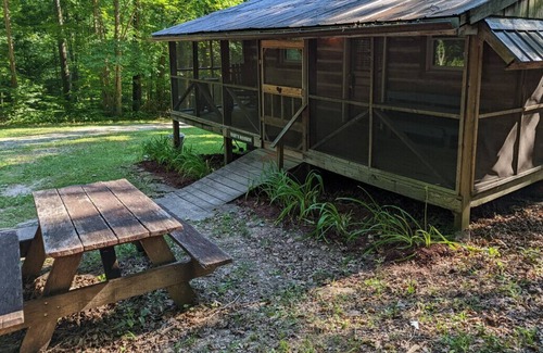 Taswell Cabin | 100+ Year Old Cabin! Attention Antique Lovers and History Buffs!