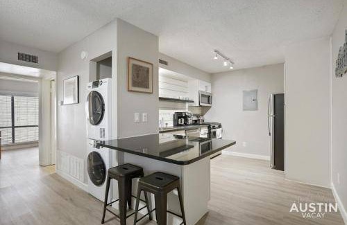 Brentwood Apartment | 1000 m² Apartment ∙ 4 bedrooms ∙ 12 guests