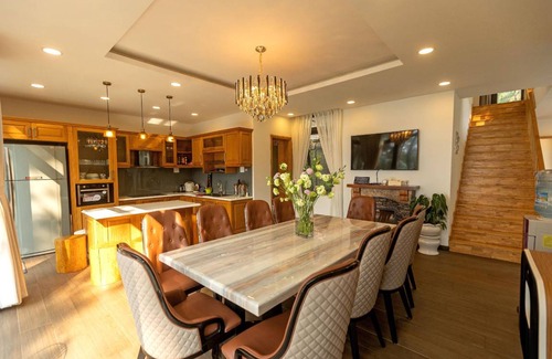 Da Lat Villa | 1000 m² Villa ∙ 6 bedrooms ∙ 12 guests