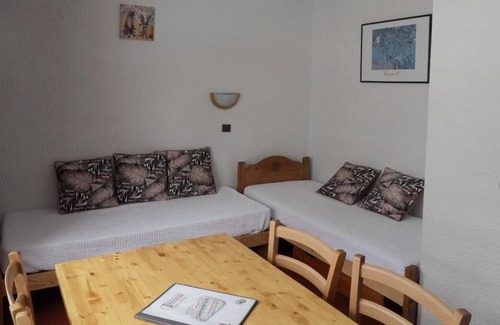 Belle Plagne Apartment | 100m from resort center, 3rd floor, balcony, tv, 23m², La Plagne