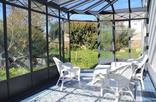 Primelin House | 100m from the beach Loc'h, vacation home near the Pointe du Raz