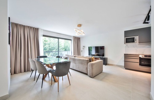 La Varenne Saint-Hilaire Apartment | 102 69 Blue Nights Appartement Appartement de Luxe