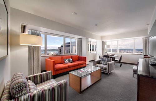 New Tacoma Hotel | 102 m² Hotel ∙ 1 bedroom ∙ 4 guests