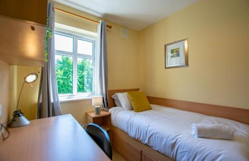 Galway City Centre House | 104 - Central 4-Bedroom Home, Galway