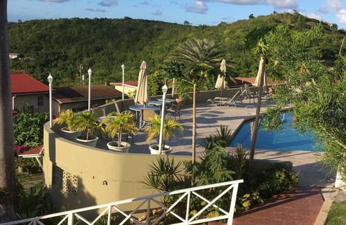 Dickenson Bay Apartment | 105 m² Apartment ∙ 2 bedrooms ∙ 4 guests